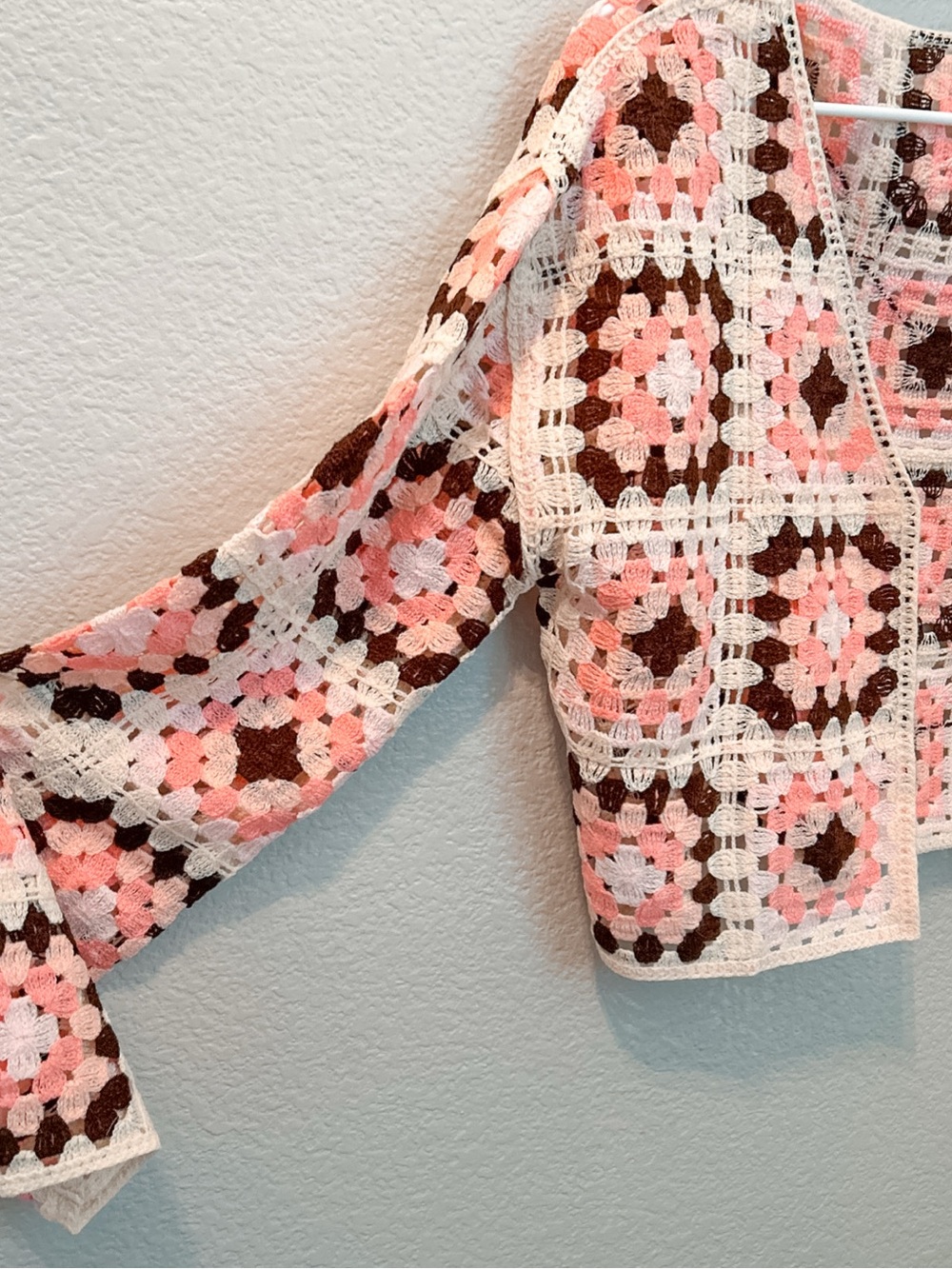 Boho Crochet Granny Square Long Sleeve Cardigan Pink Ivory L/XL Cottage Grandma - Picture 3 of 8